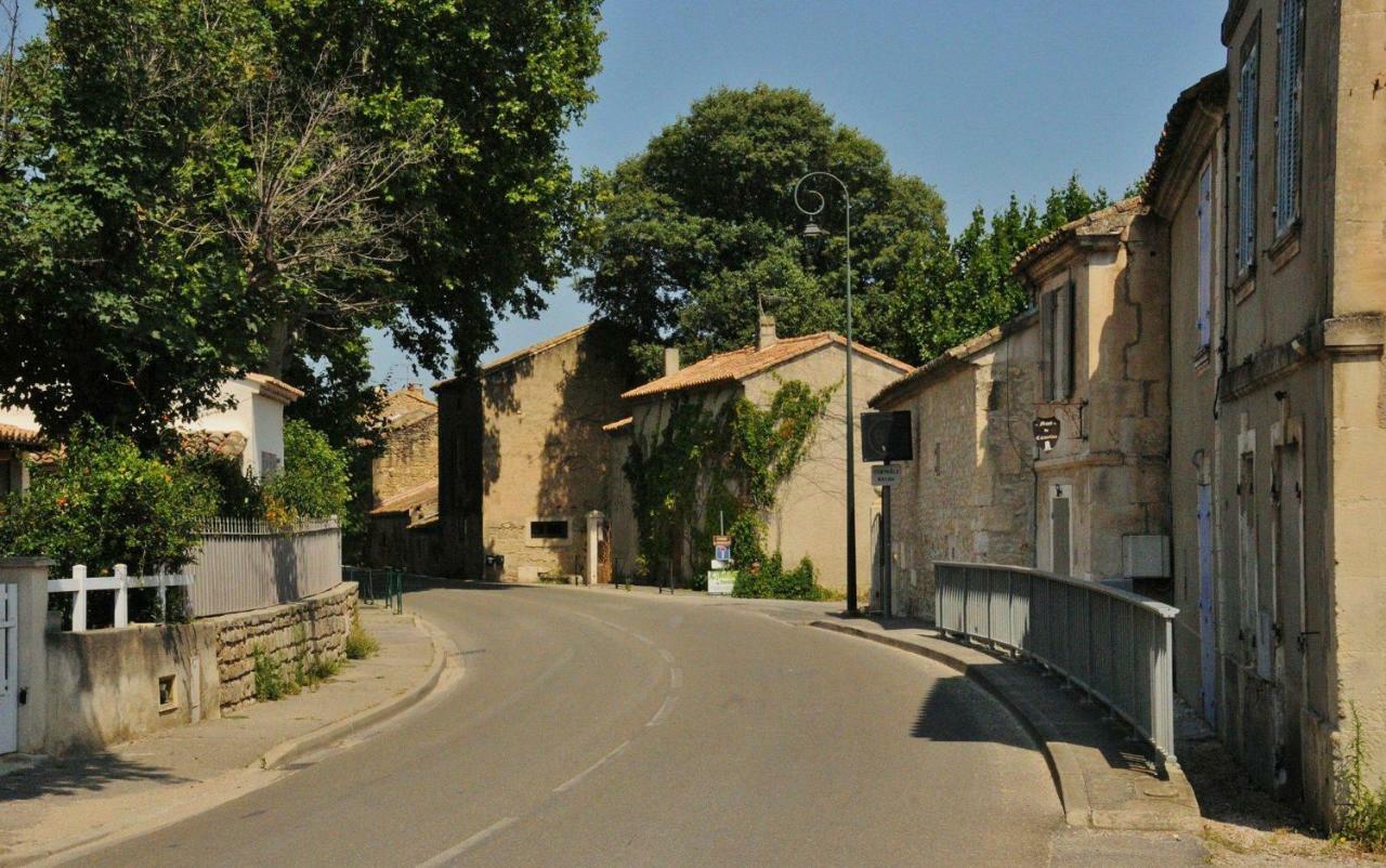 Au Mazet De Carmelina Villa Paradou Luaran gambar